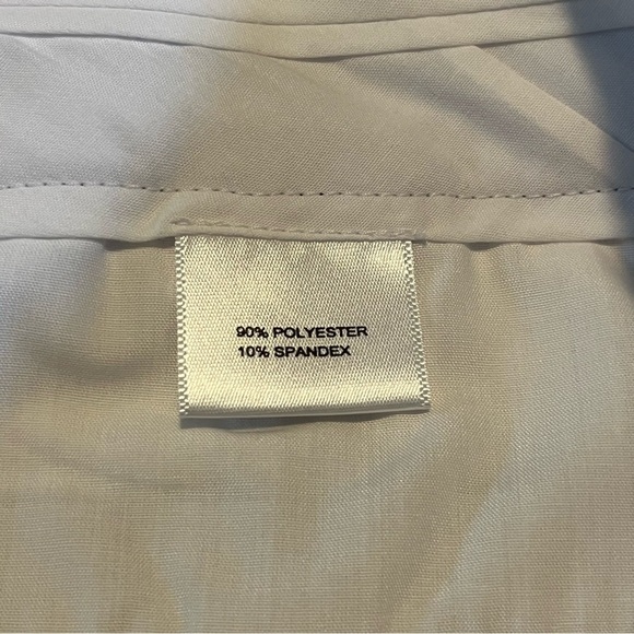 Peter Millar Shorts Womens 10 Blue Bermuda Wicking Golf Stretch 9” Inseam - Picture 7 of 10